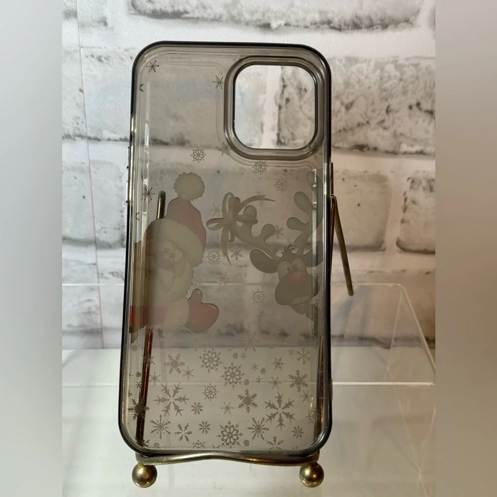 EUC iPhone 12 Pro Max Christmas case